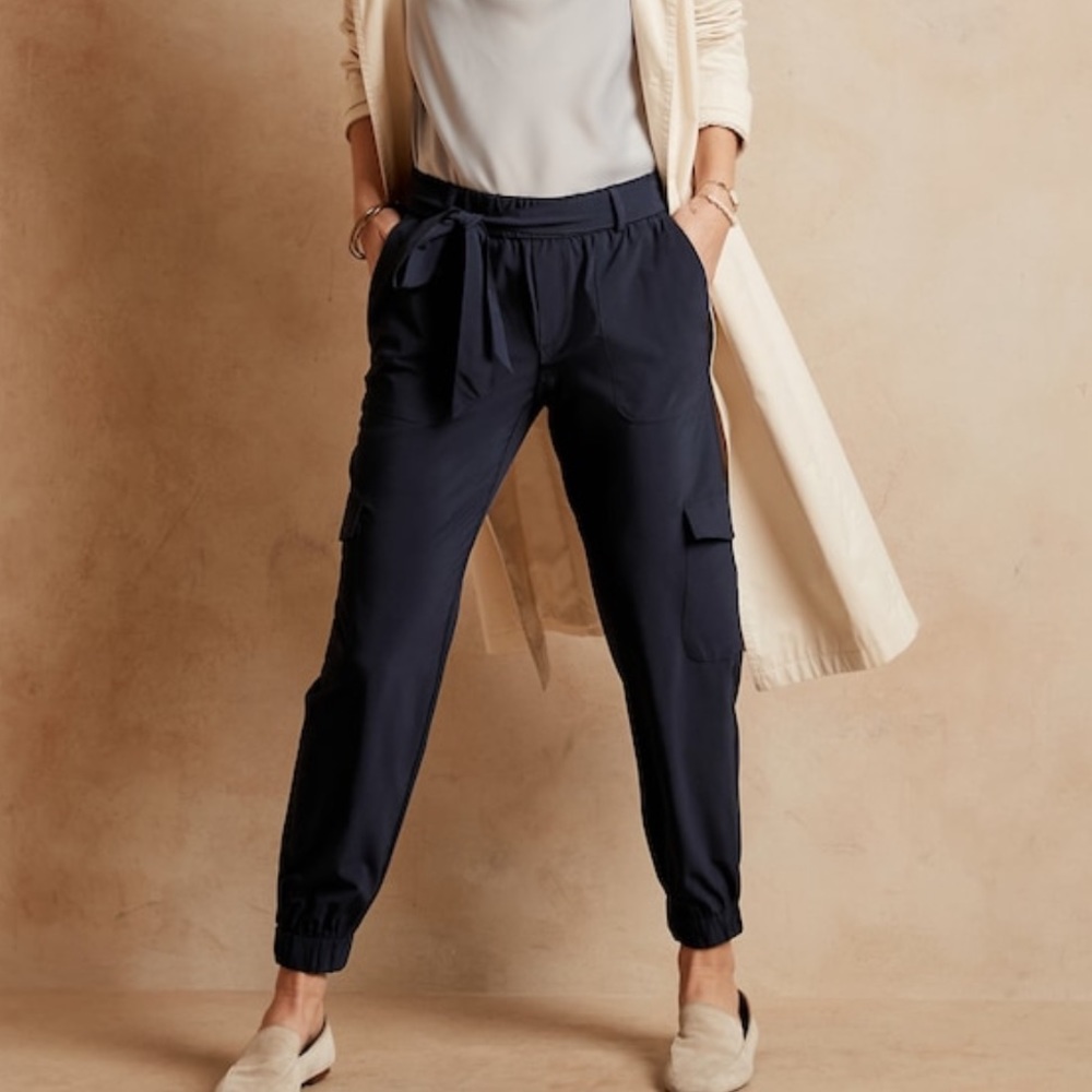 Banana Republic Factory AirStretch Tie-Waist Cargo Jogger